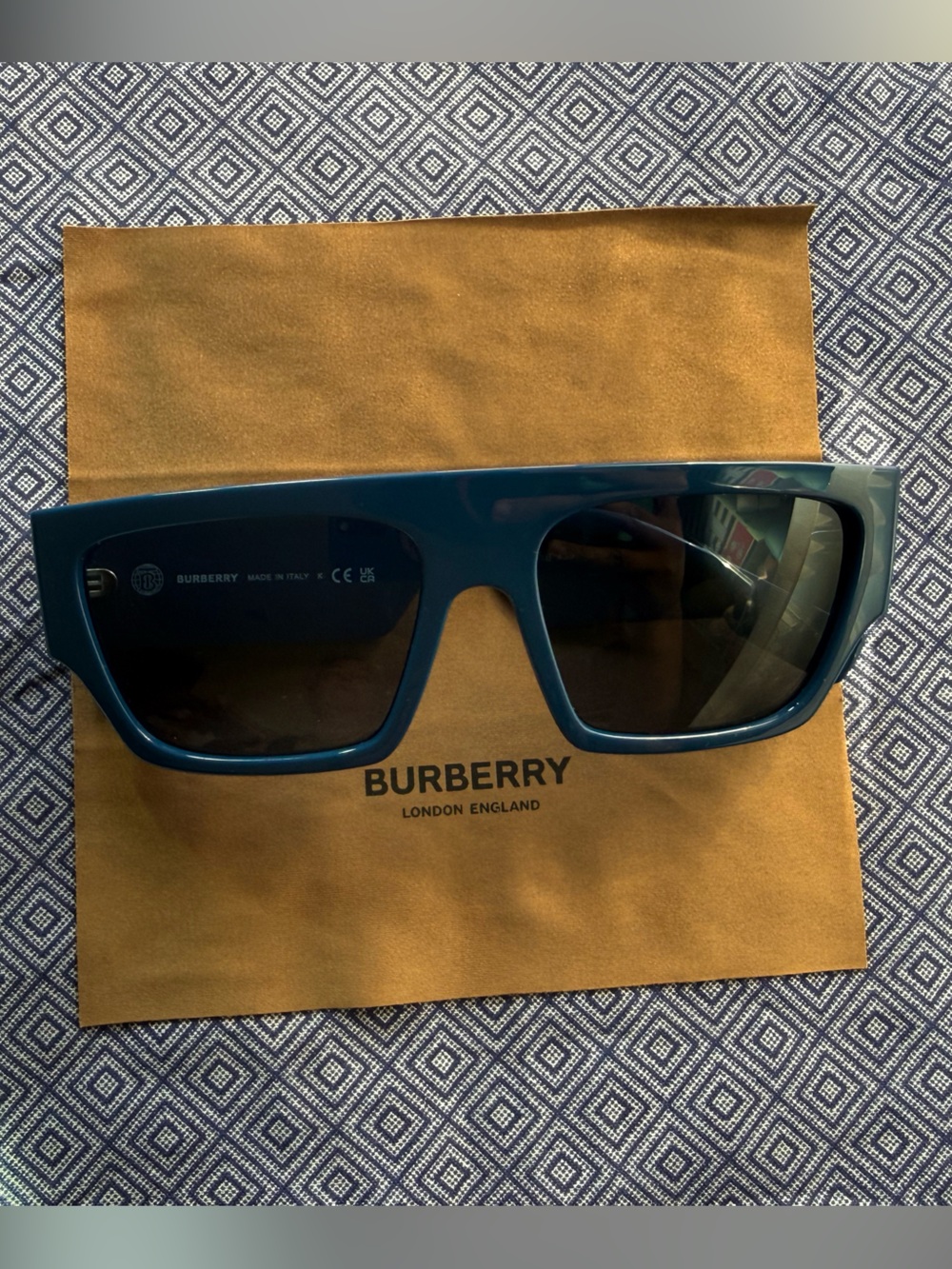 Burberry BE4397U Micah Sunglasses Blue XL Square-New